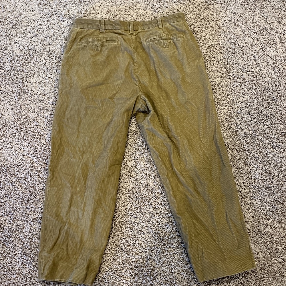 Eddie Bauer Causal Fit 38x30 brown corduroy pants